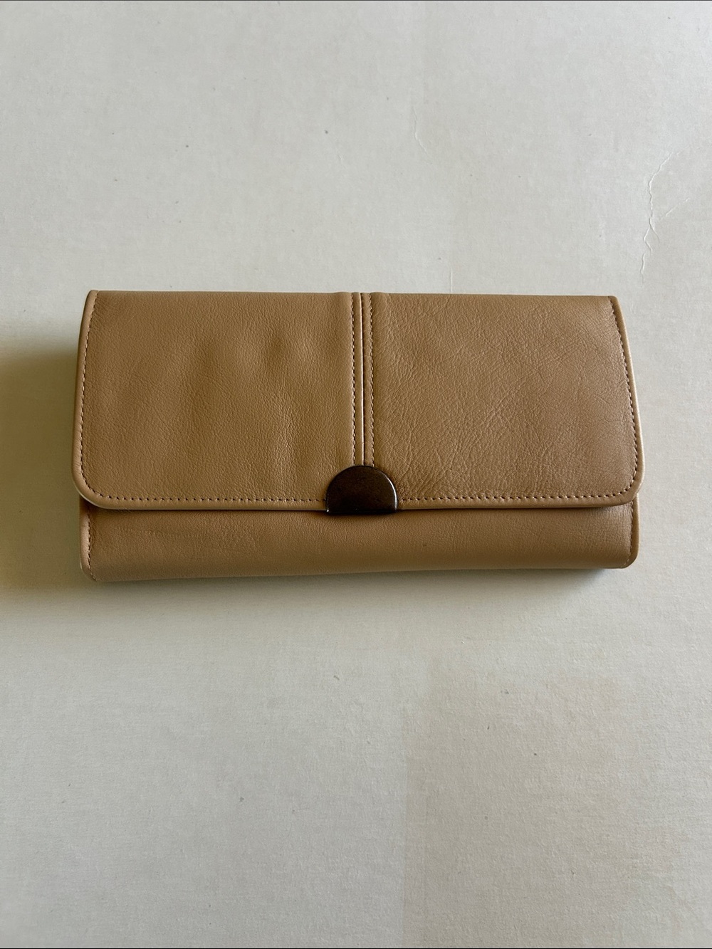 Rolfs Smooth Tan Clutch Wallet with Metal Snap